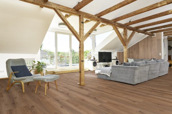 Nová kolekce hybridních WPC podlah od KPP se inspirovala herbářem