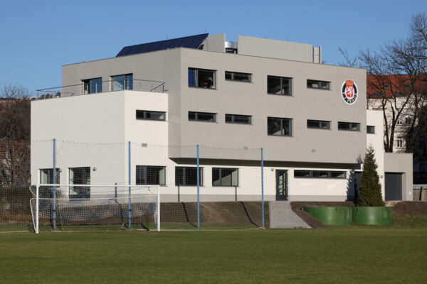 Nové zázemí sportoviště TJ Praga