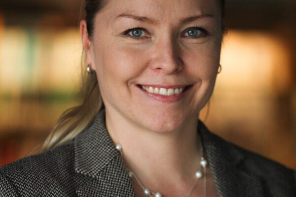 Tanja Lahti, Sonja Heikkila a Roba Khazzama