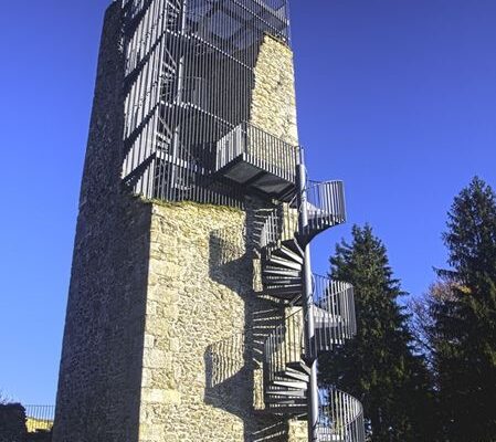 Nejlepšími stavbami Vysočiny 2014 je opravený zámek i rozhledna