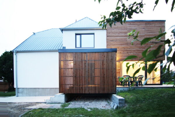 Rekonstrukce a dostavba domu v Kravařích