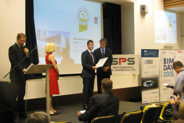 Zlatá medaile pro Baumit NanoporTop