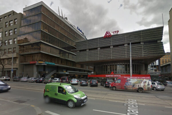 HB Reavis chce zbourat budovu na začátku Vinohradské v Praze