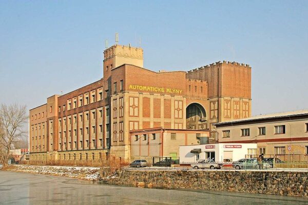 Gočárovy mlýny v Pardubicích našly kupce
