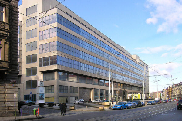 Pražský Veletržní palác se před 20 roky stal chrámem umění