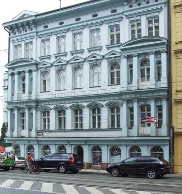 Magistrát souhlasí s demolicí domu v Revoluční, proti je NPÚ