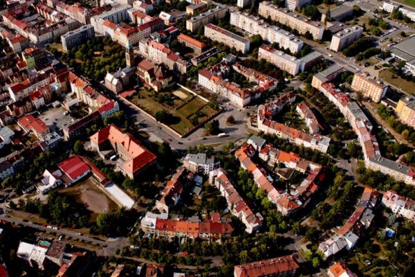 Obnova Jiráskova náměstí a klášterní zahrady v Plzni