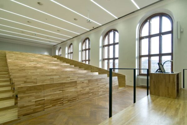 Rekonstrukce poslucháren FS ČVUT