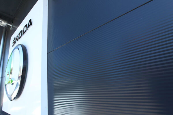 Autosalon Škoda-Auto v Horoměřicích v novém