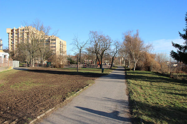 Revitalizace parku Dlážděnka v Praze 8