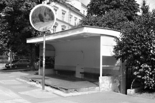 Rekonstrukce funkcionalistické tramvajové zastávky
