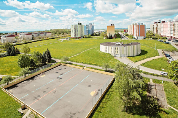 Navrhněte proměnu vnitrobloku Krašovská v Plzni