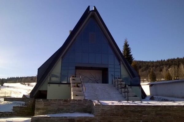 Smuteční síň ve Vrbně pod Pradědem