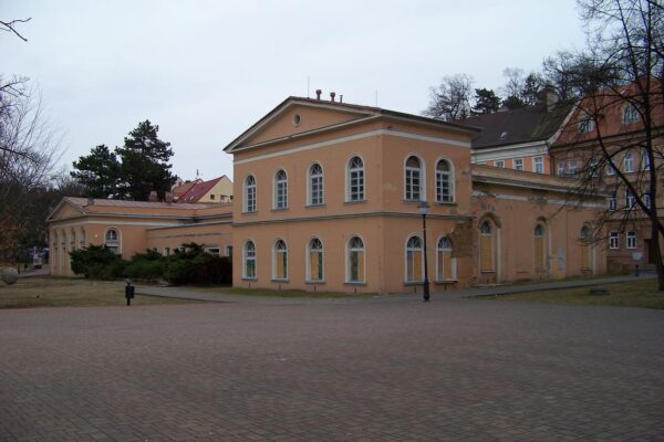 Návrh na záchranu Hadích lázní v Teplicích památkáři zamítli