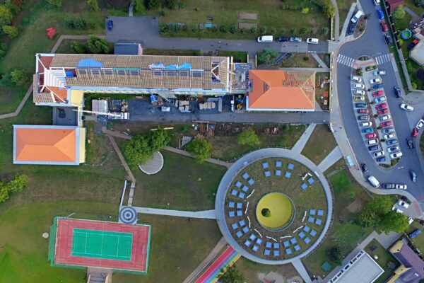 Nástavba základní školy v Líbeznicích