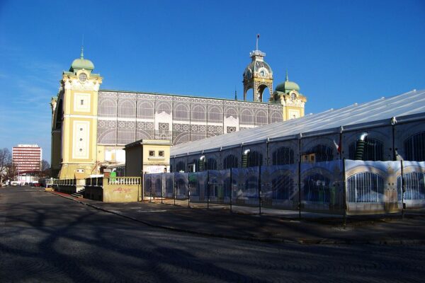 Praha vybrala dodavatele projektu dostavby Průmyslového paláce