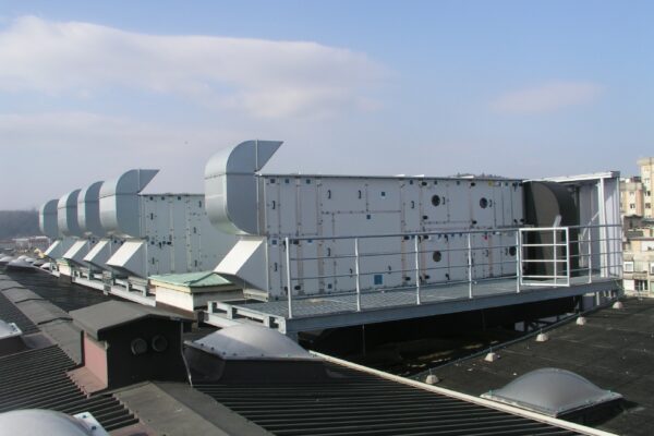 Lindab nabádá: nenechejte peníze odtékat z budov!