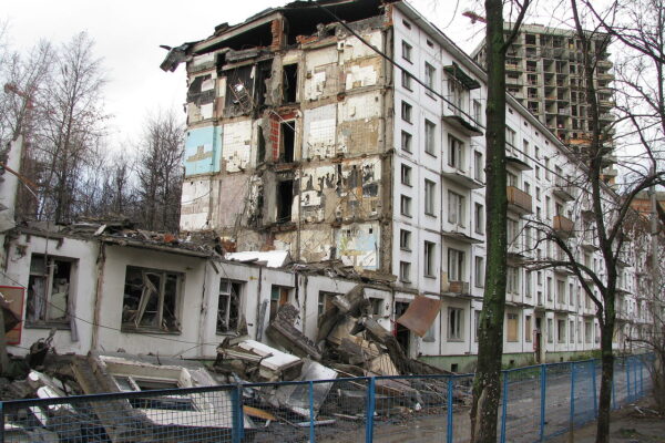 Moskva se chystá zbourat až 8000 bytových domů