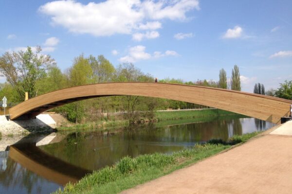 Lávka přes Chrudimku