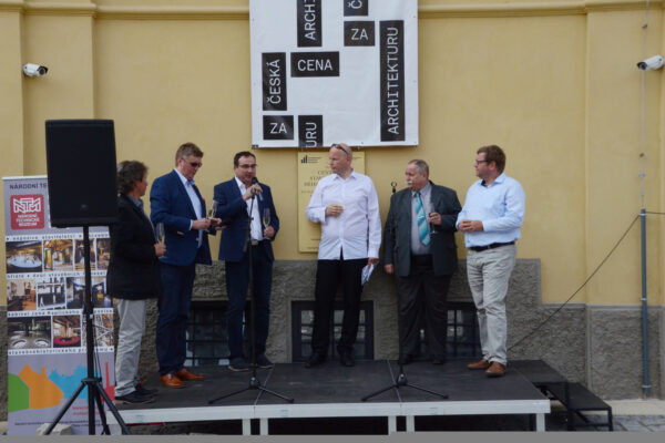 Výstava 42 nominovaných děl České ceny za architekturu v Plasích