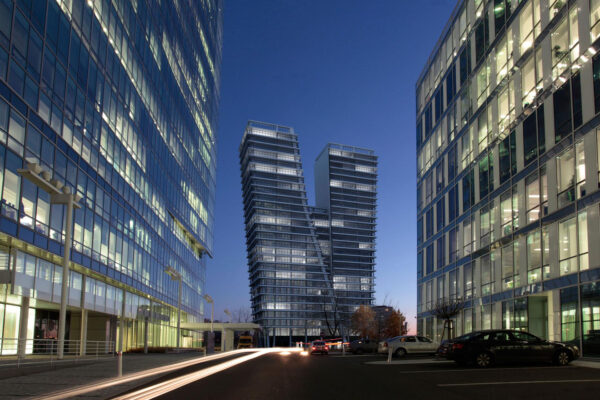 Rezidenční projekt V Tower v Praze je vybavený speciálními výrobky heroal