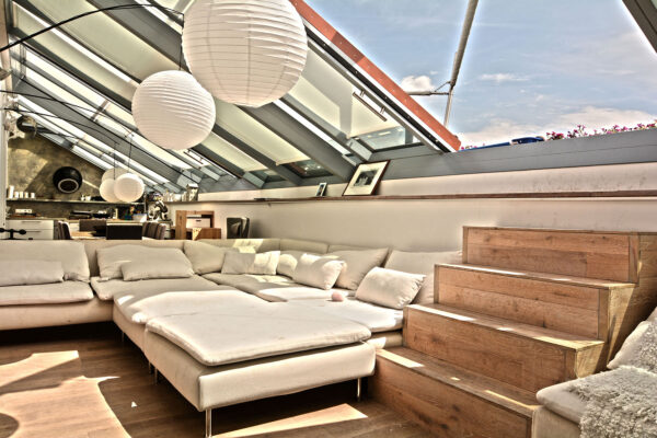 Velká posuvná střešní okna Solara PERSPEKTIV