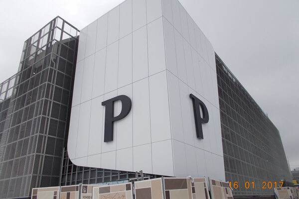 Provětrávané a prosklené fasády Dosting