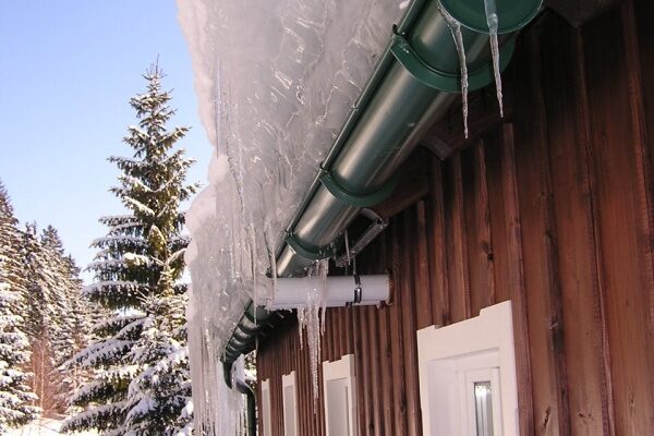 Žlabové háky Prefa do nejnáročnějších podmínek