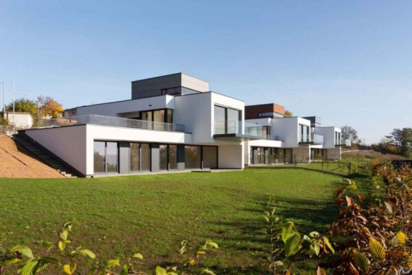 Čtyři rodinné domy v Radotíně