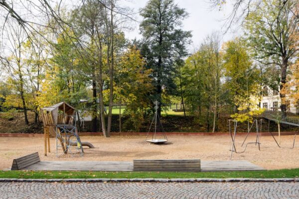 Obnova nábřeží řeky Loučné v Litomyšli