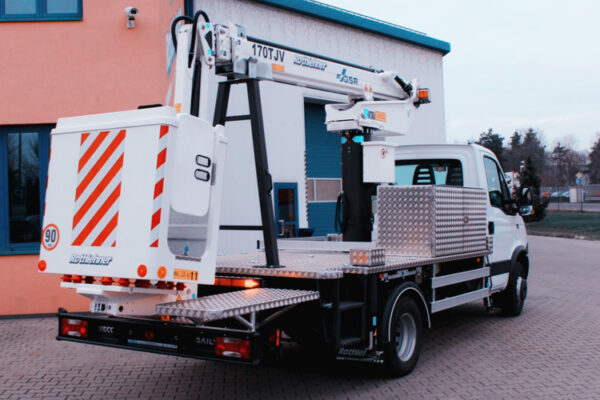 Nejlepší servis a nabídka pracovních plošin?