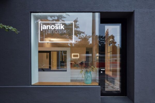 Showroom oken Janošík
