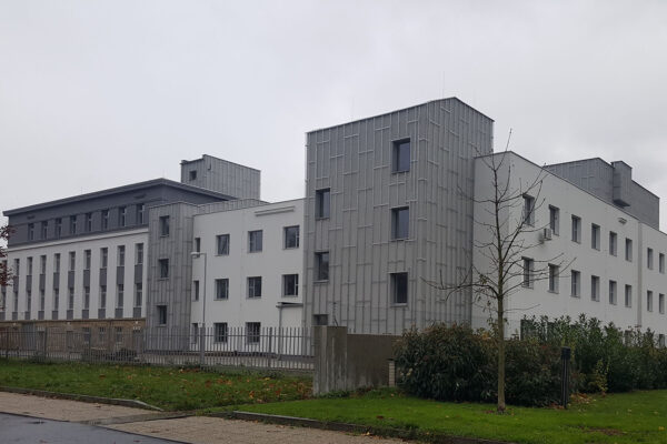 Komplex budov pro úřad práce a správu sociálního zabezpečení v Děčíně je opraven