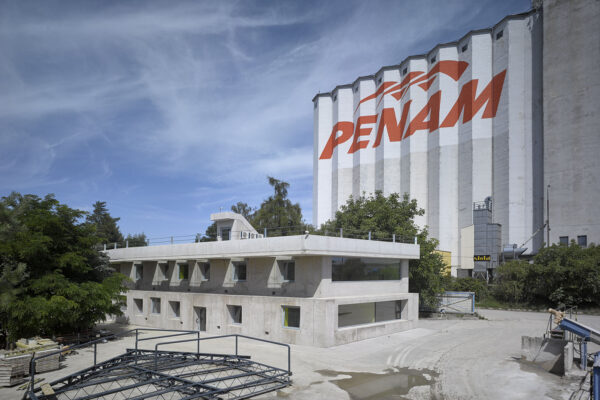 Administrativně provozní budova Stránčice