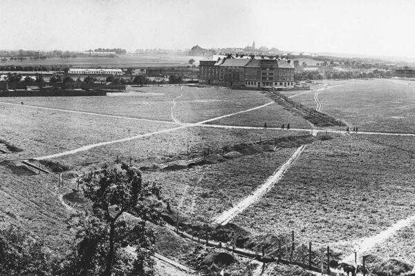 Praha vyhlásila soutěž na proměnu Vítězného náměstí