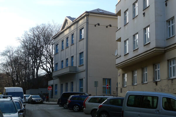 Opravy kina Vzlet v Praze 10