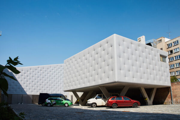 Ćalouněná fasáda