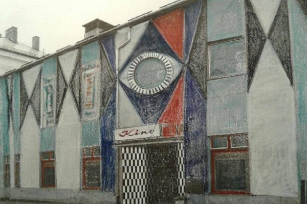 Nová fasáda kina v Nové Pace