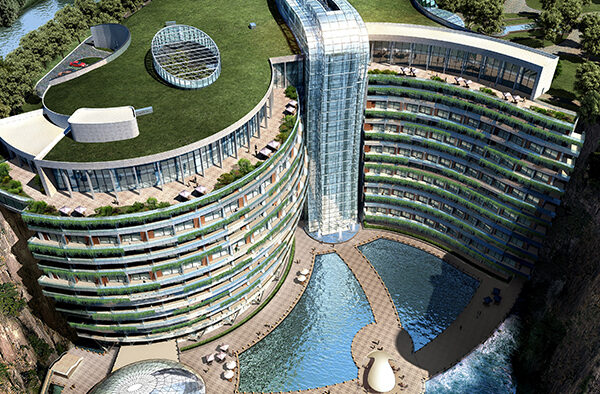 Luxusní hotel postavený v zatopeném lomu