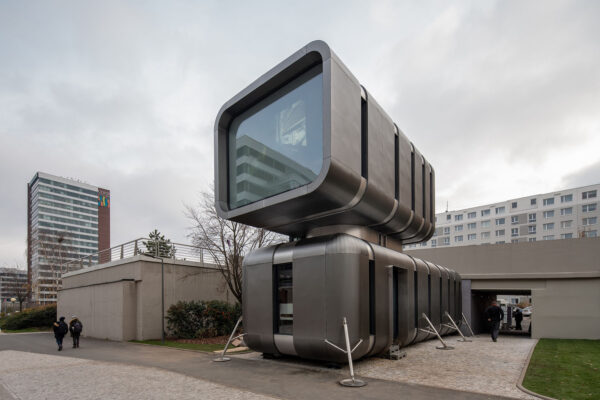 Cyberdog zahájil provoz