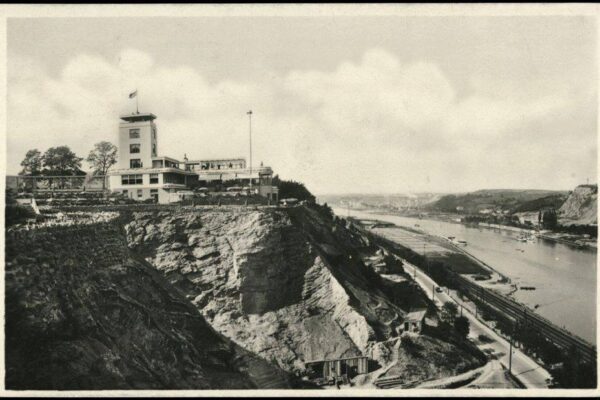 Barrandov a jeho slavné a prázdné vily