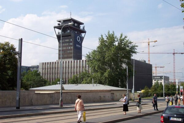 Výsledek soutěže na budovy místo bývalého Telecomu bude v březnu
