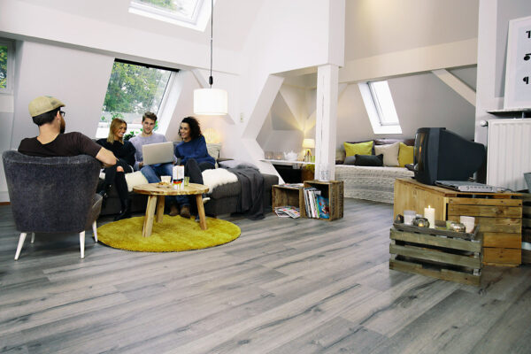 Dekory ořech a dub v kolekci laminátových podlah 1FLOOR SELECT