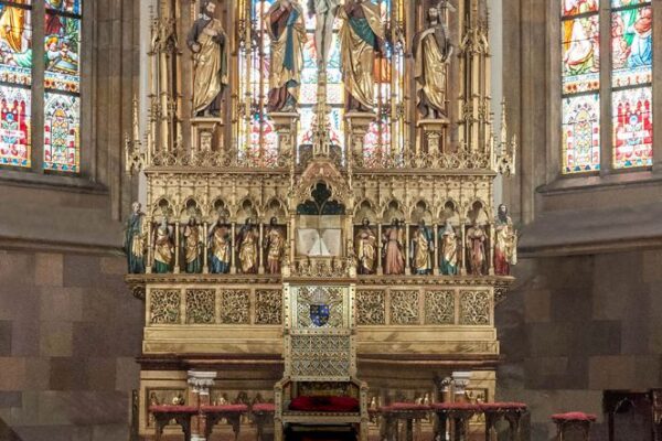 Návrh menzy pro katedrálu sv. Petra a Pavla