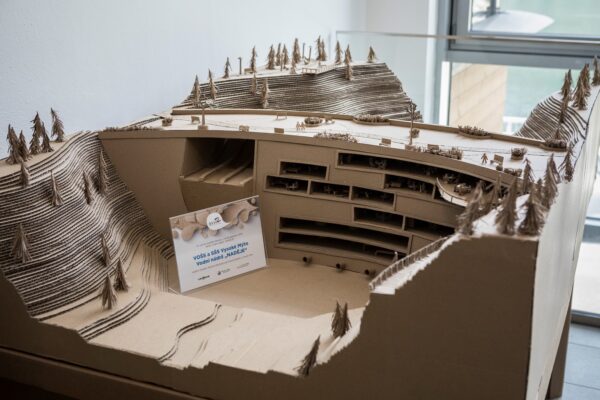 Stavby z vlnité lepenky