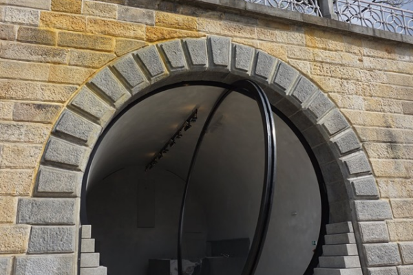 Kobky na pražské náplavce se lidem poprvé otevřou v říjnu