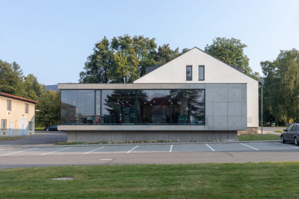 Samoobsluha Hruška v Trojanovicích