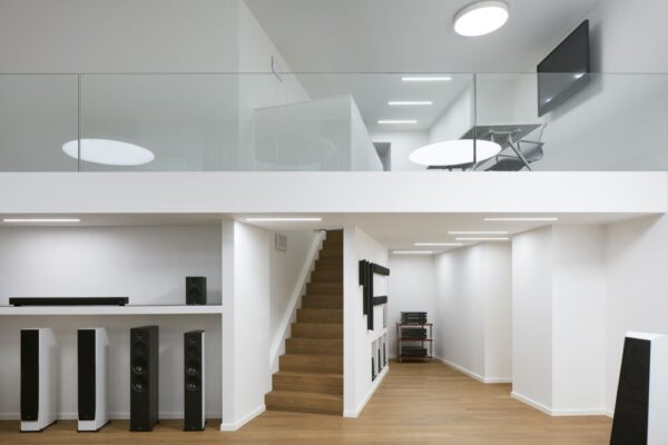 VOIX – showroom audio video