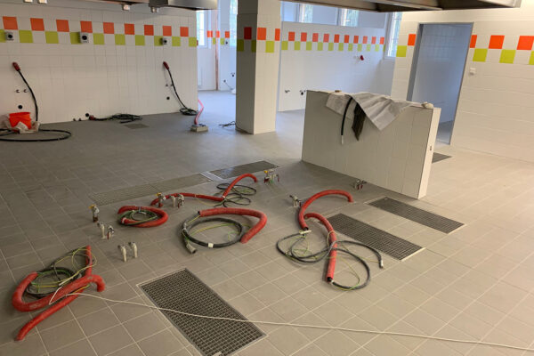 Rekonstrukce kuchyně základní školy umístěné v suterénu