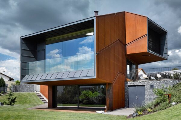 Výstava Rodinné domy V4 a přednáška Jana Tesaře